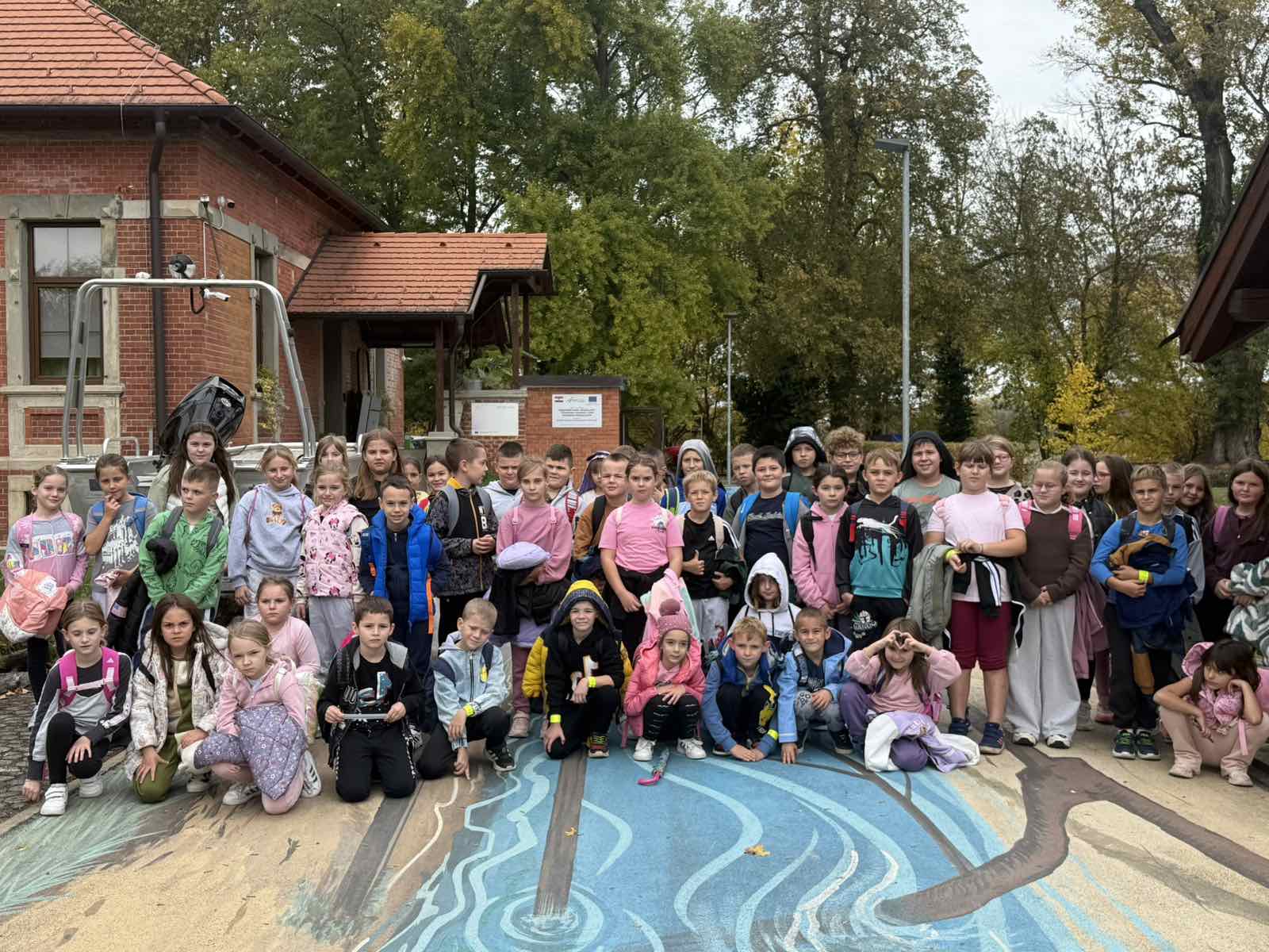 IMG-cfc5da0335ca6f37972842877a2f80d6-V