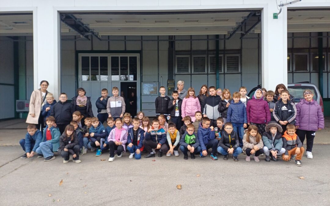 Učenici 3. razreda na terenskoj nastavi u Virovitici pod krilaticom „Upoznajmo svoju županiju“